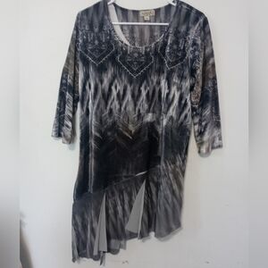 One World 3/4 Sleeve Silver Crushed Velvet Uneven hem Southwestern Print Tunic